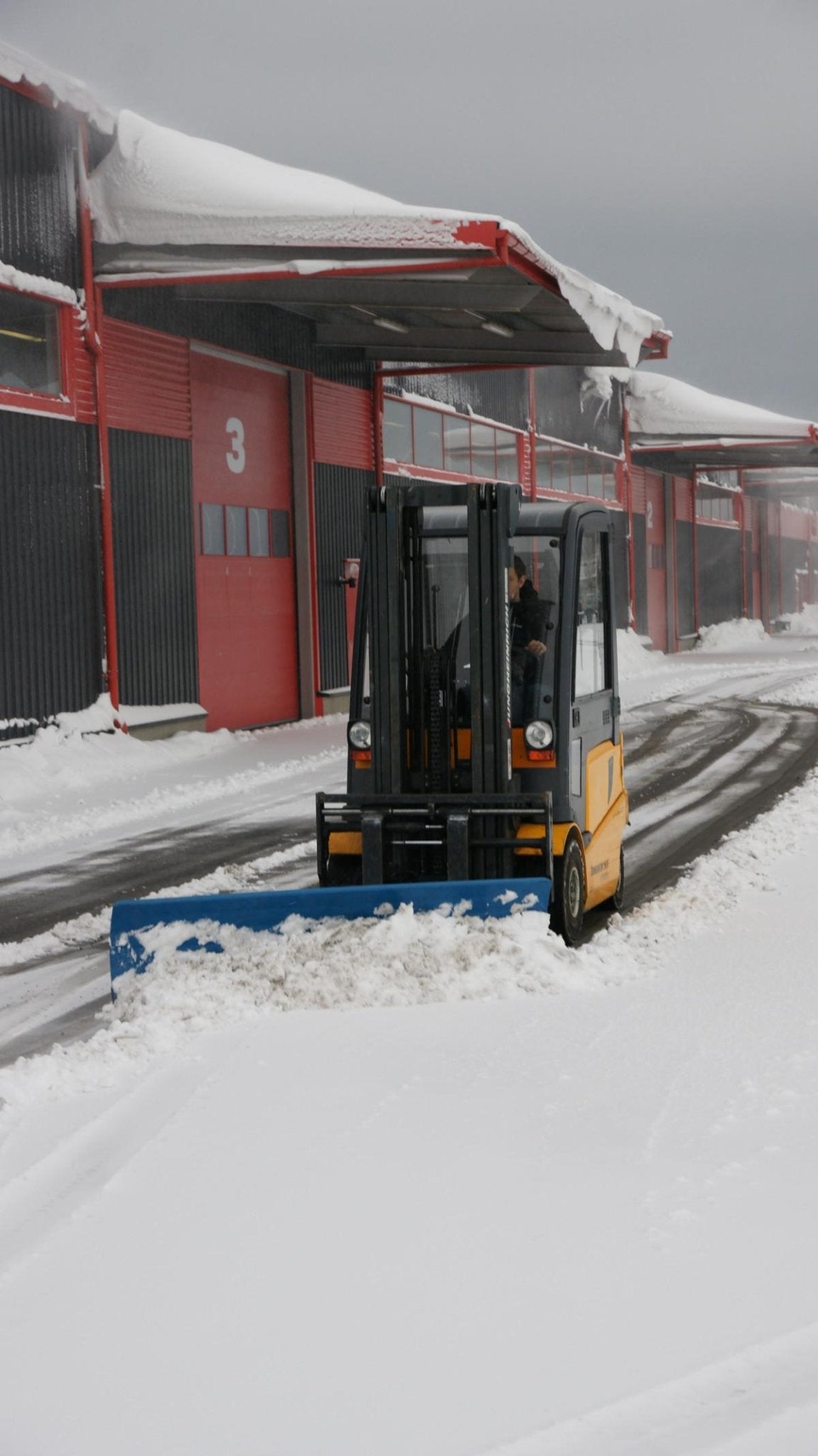 Alvemo Truckplog 2000 mm (Gummi - kant) - Alvemo - Avfallshantering & Miljö