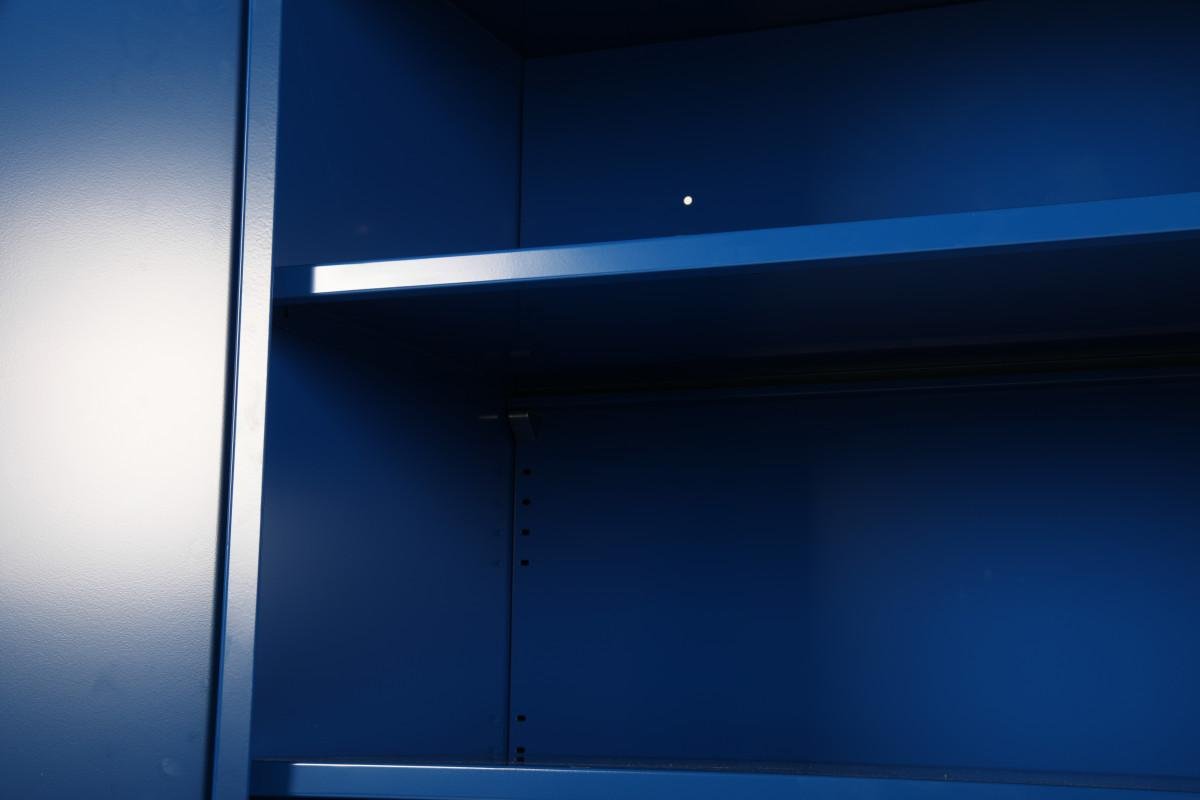 Plåtskåp SWED (Anpassningsbart) - Välj färg och storlek - Alvemo - Förvaring & Skåp