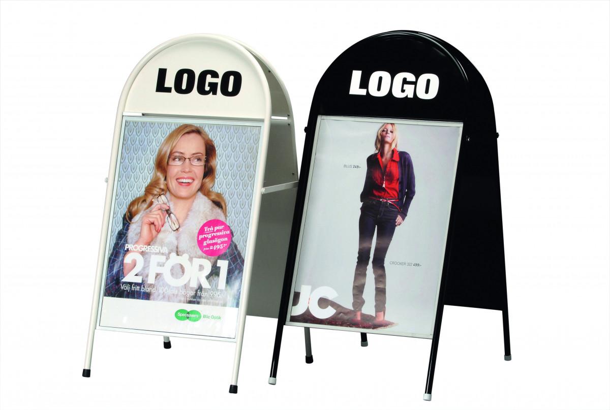 Trottoarskylt m. plats för logga - Affischmått: 700x1000 mm (Svart) - Alvemo -