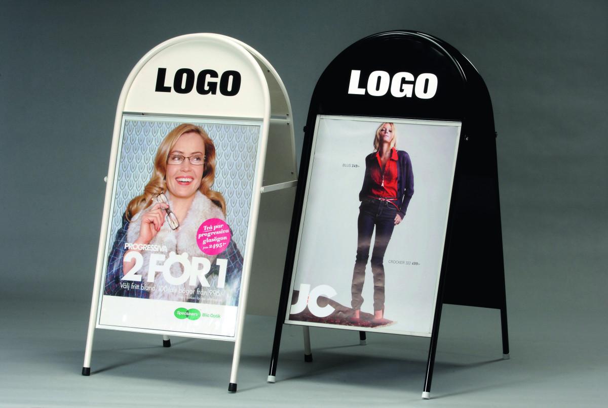 Trottoarskylt m. plats för logga - Affischmått: 700x1000 mm (Vit) - Alvemo - 